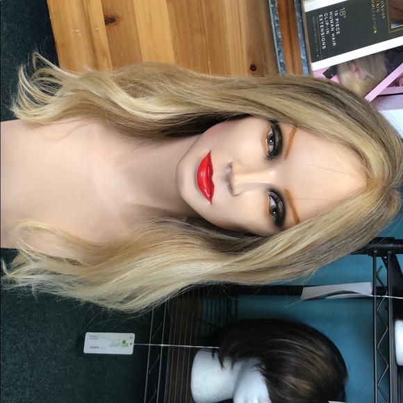 bedazzled_wigs
